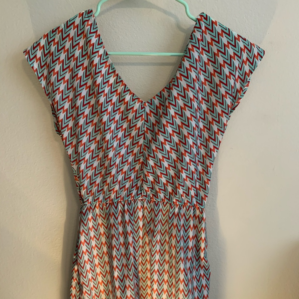 Adorable red, white, blue pattern dress